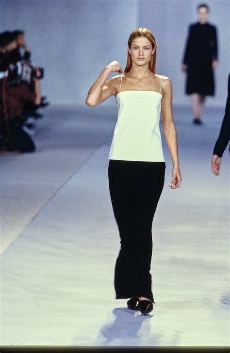 minimalist 1990 louis vuitton|louis vuitton ready to wear.